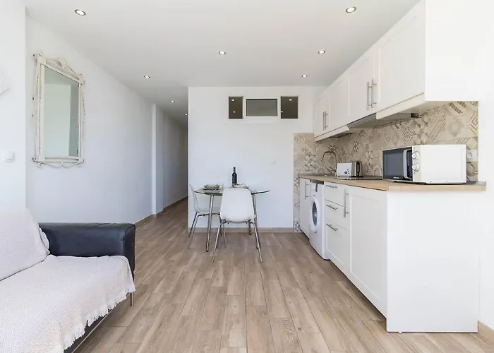 Apartment Sailor Studio, 5 Min To Jumbo